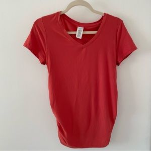 Time and Tru Maternity v-neck short sleeves T-shirt in size small